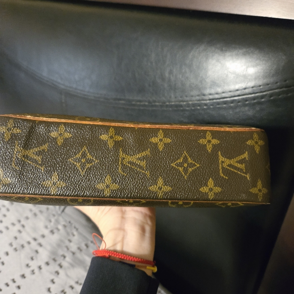 Cosmetic bag - Picture 5 of 11